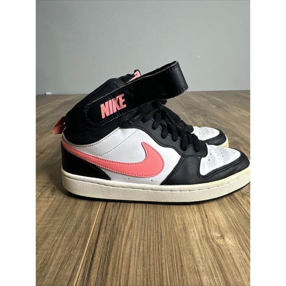 Nike Size 4.5Y Court Borough Mid 2 White Black Pink‎ Basketball Shoes